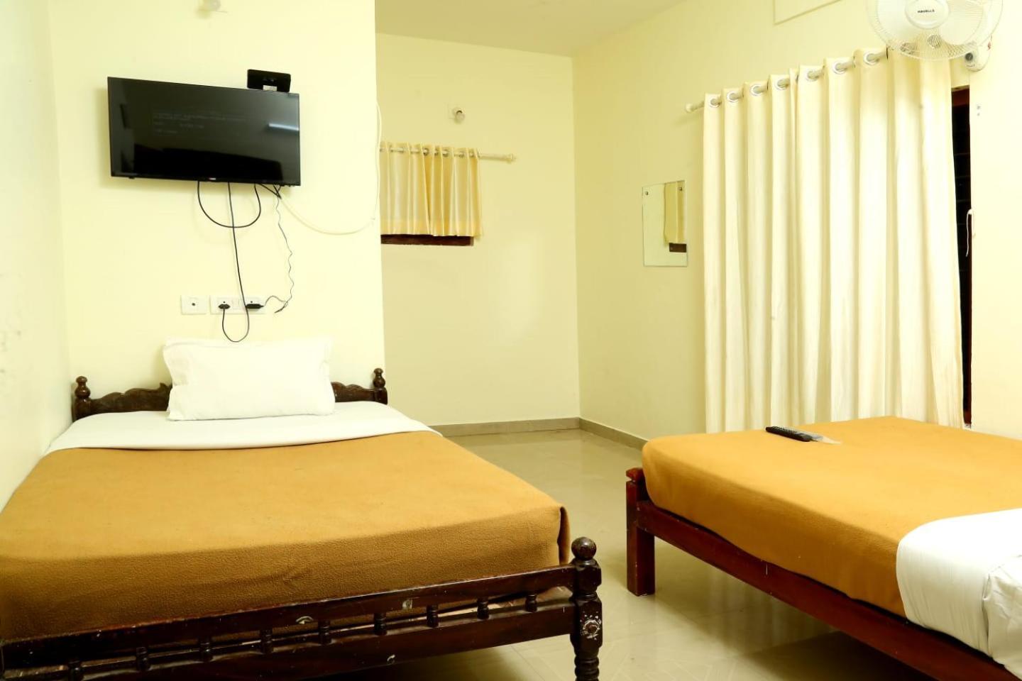 Green Magic Riverside Resort مونار المظهر الخارجي الصورة